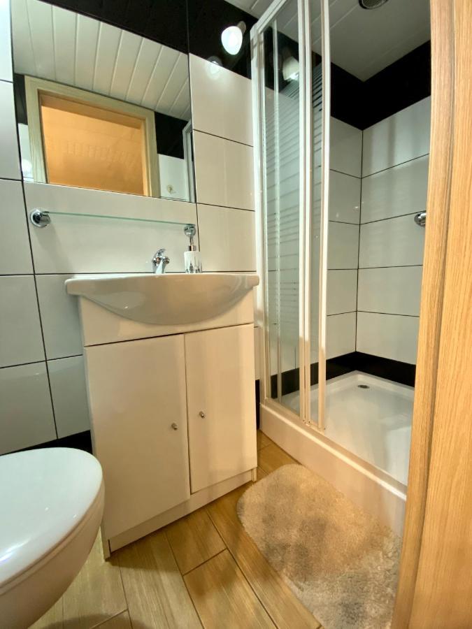 Pokoje Goscinne Gniezno Extérieur photo