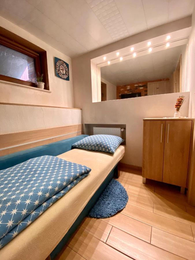 Pokoje Goscinne Gniezno Extérieur photo